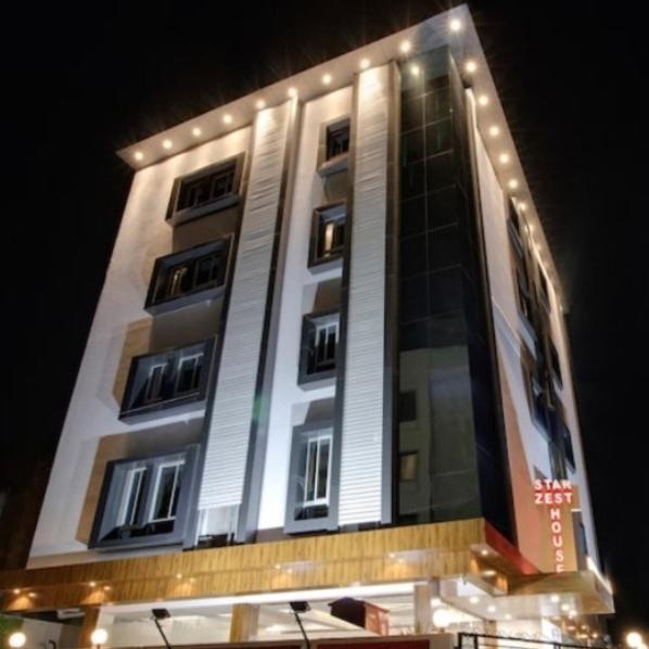 Hotel Star Zest House Nagpur Zewnętrze zdjęcie